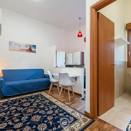 Colombo Avenue Charm Lägenhet